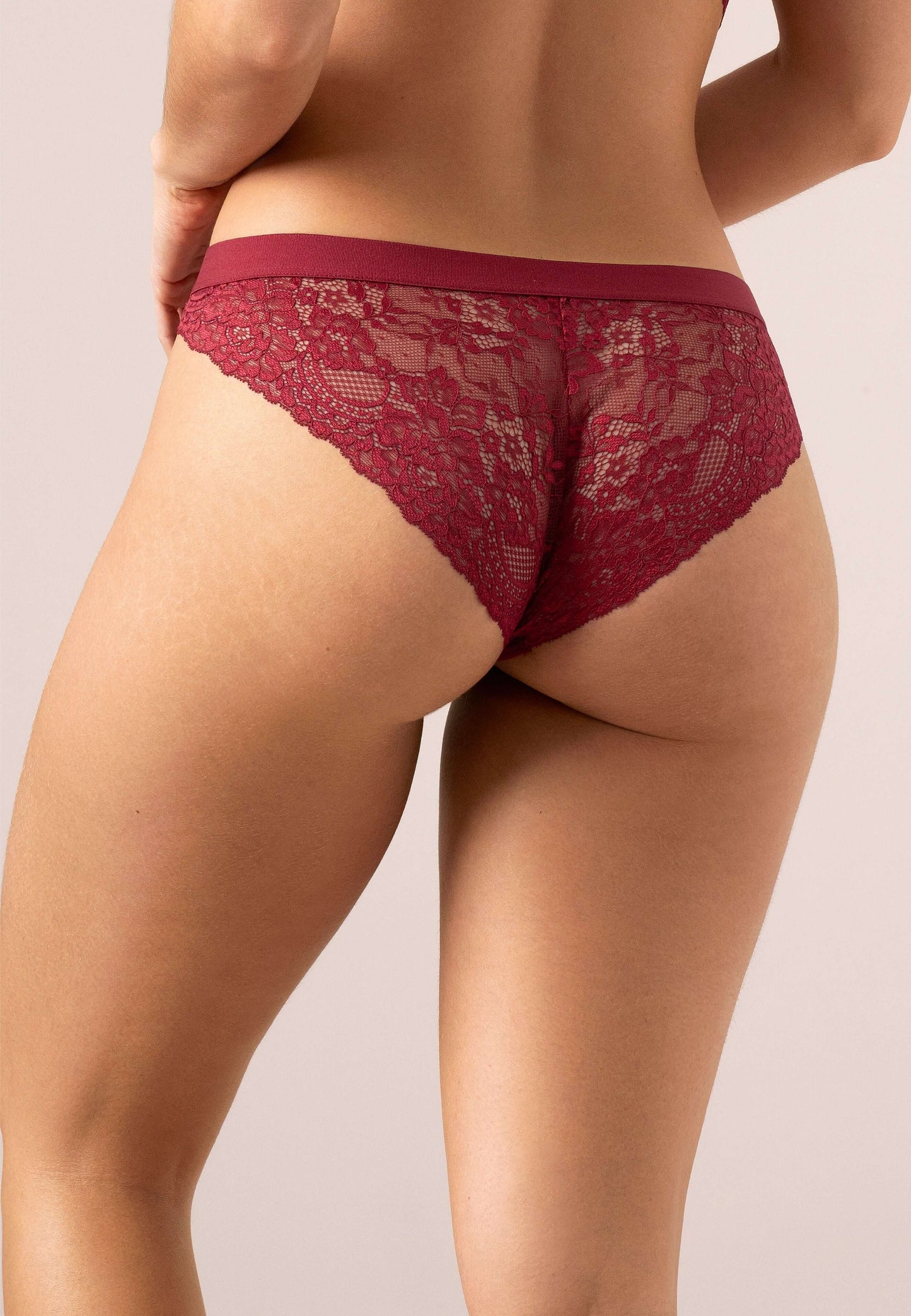 Panty Briana