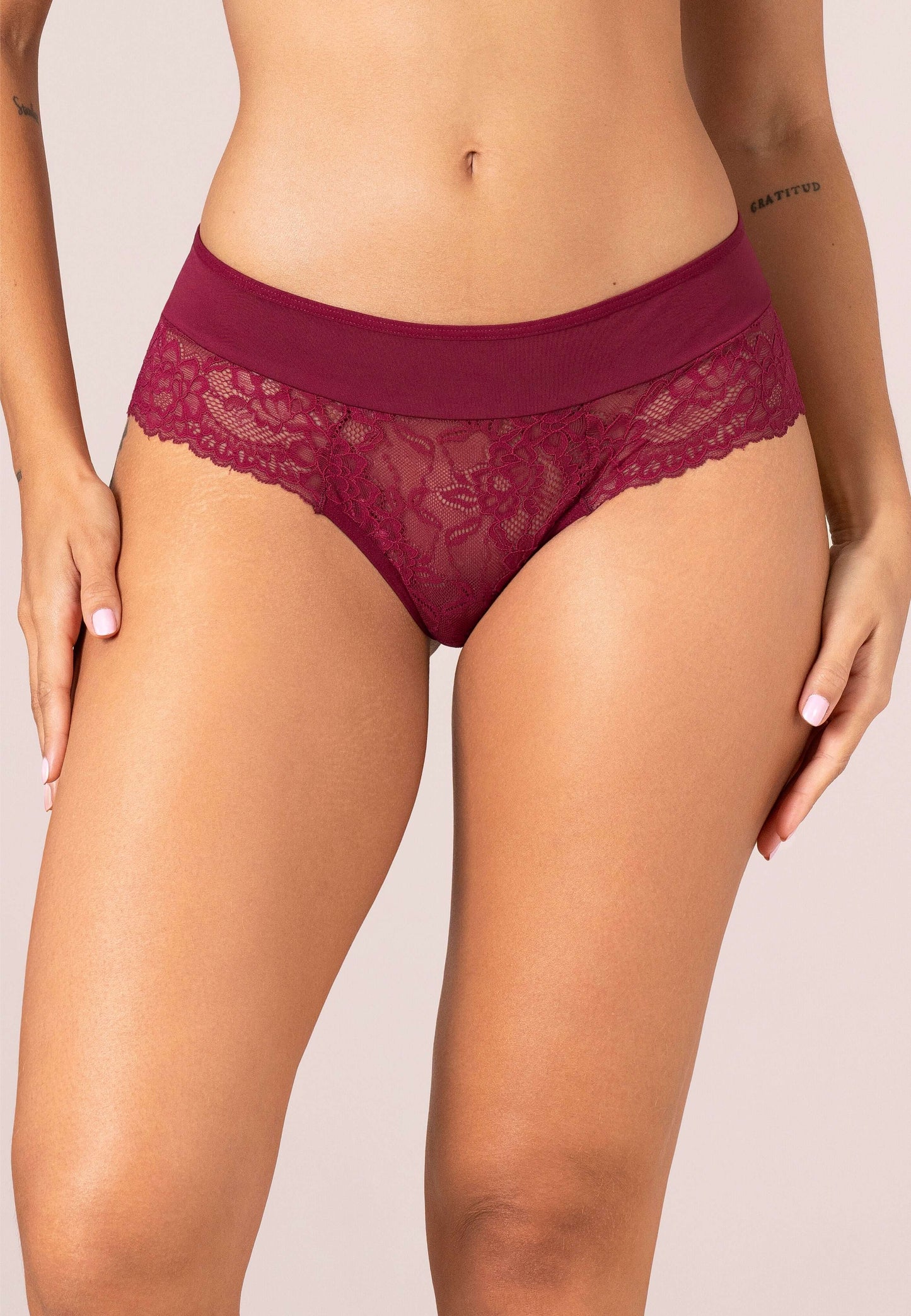 Panty Grecia